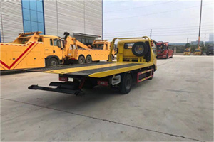 泾川非事故拖车