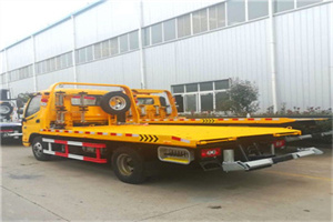 泾川附近拖车救援搭电